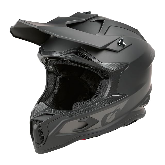 Casco de cross O'NEAL C-SRS de perfil con la visera puesta